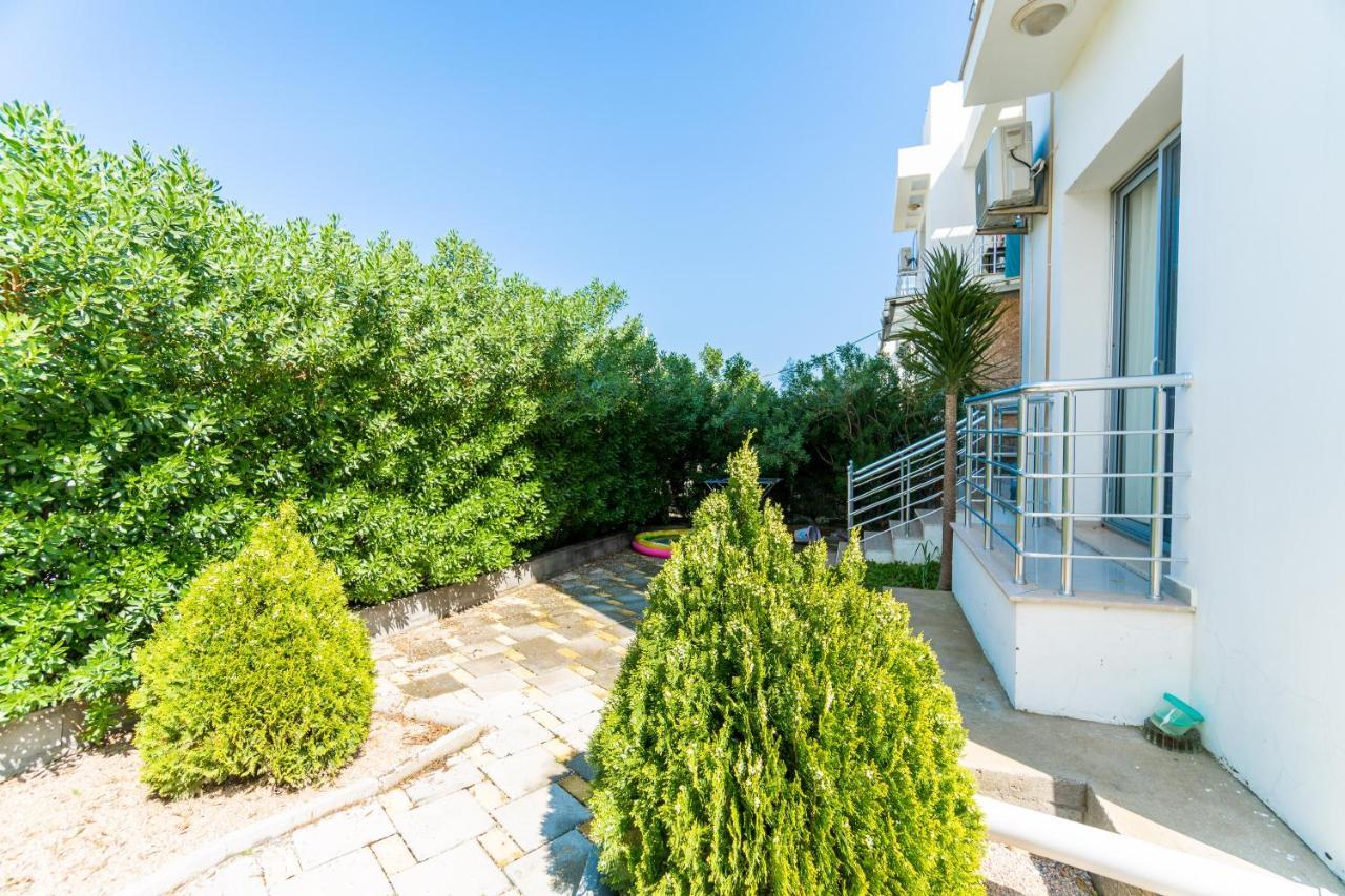 Beautiful & Quiet Two-Bedroom Apartment With Private Garden Lukomorye C1 Kyrenia  Exterior photo