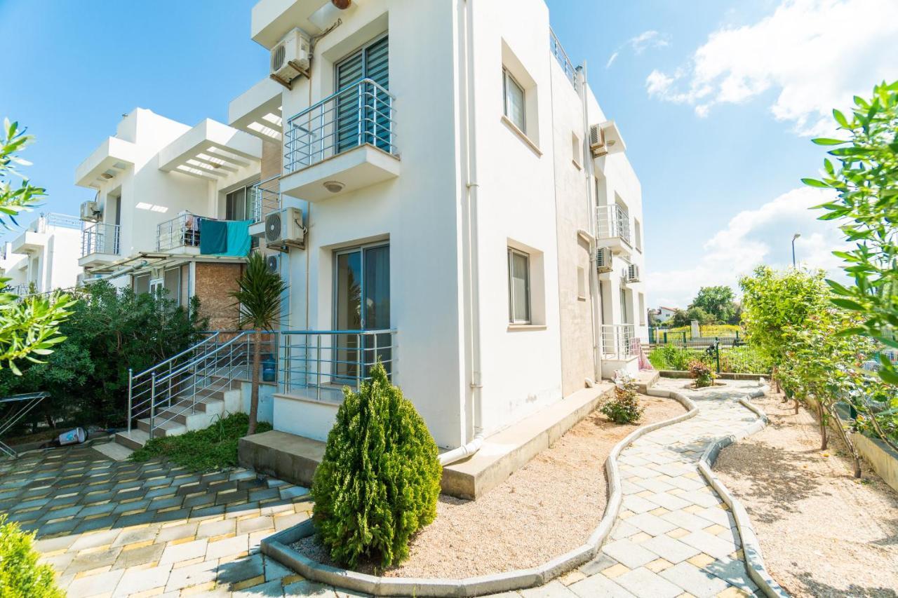 Beautiful & Quiet Two-Bedroom Apartment With Private Garden Lukomorye C1 Kyrenia  Exterior photo